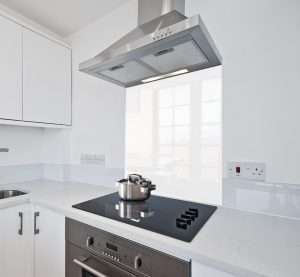 white glass splashback