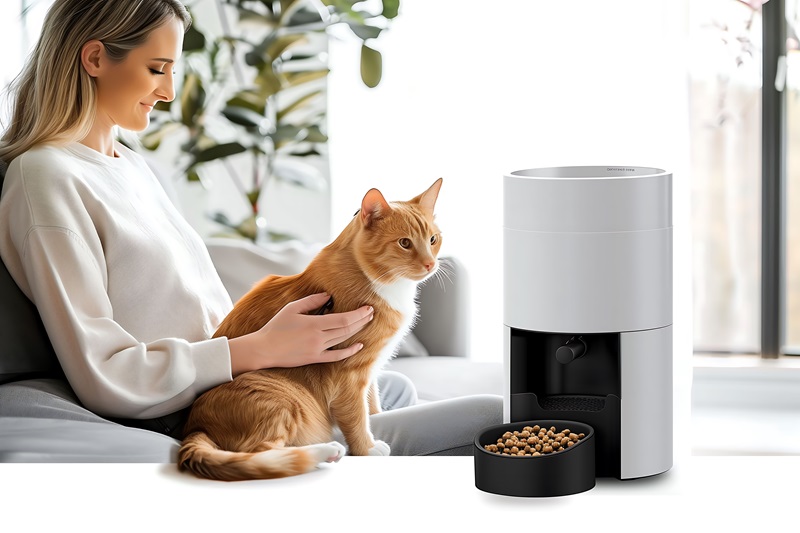 Smart Pet Feeders Improve Your Pet’s Health & Well-Being